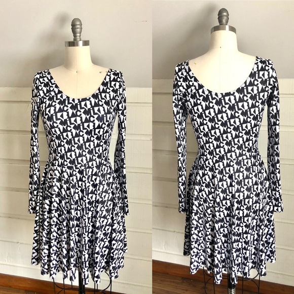 Blackmilk FRESH PRINTS LONG SLEEVE SKATER DRESS - Picture 1 of 3